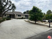 Photo - 9254 Balcom Ave House