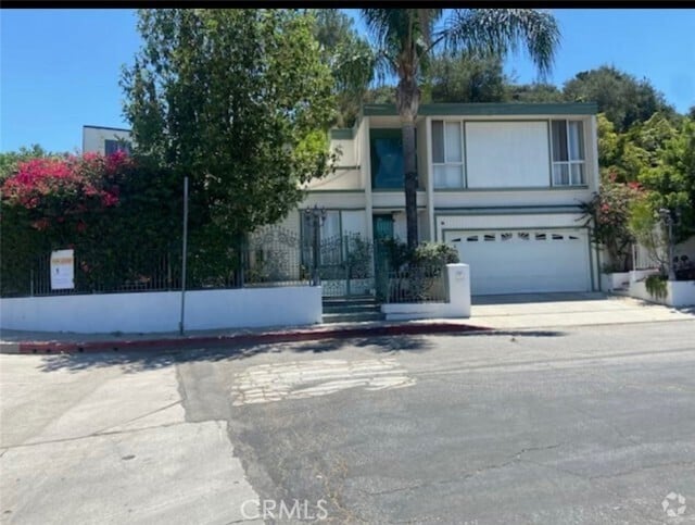 Building Photo - 17041 Escalon Dr Rental