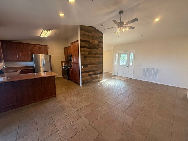 Building Photo - 4BR/2BA HOME w/ attached garage, usable land, fenced in back yard in CAMPO available!