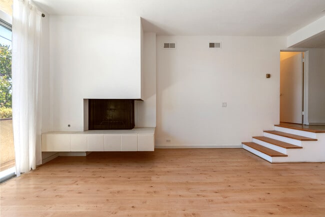 Photo - 11625 Texas Ave Unit 201