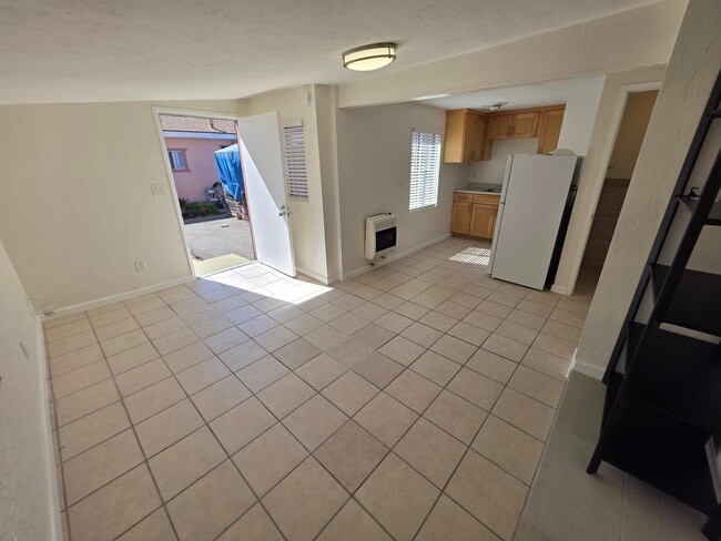 Photo - 1420 Coolidge Ave Unit C