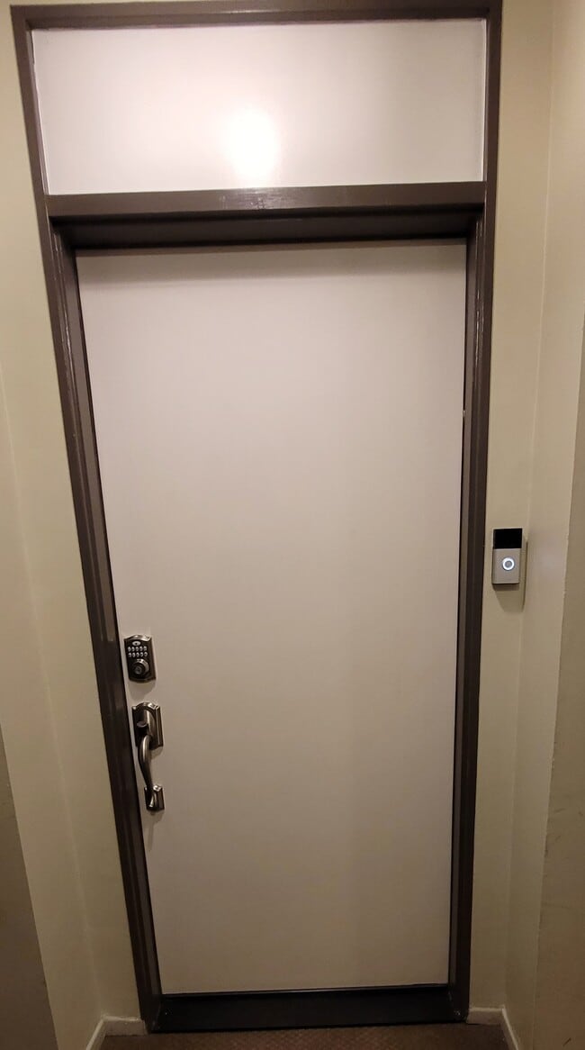 Photo - 1300 Midvale Ave Condo Unit 307