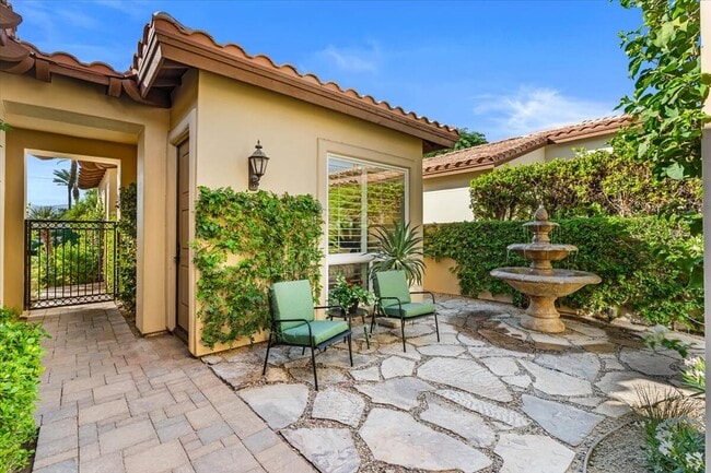 Photo - 79370 Mission Dr W