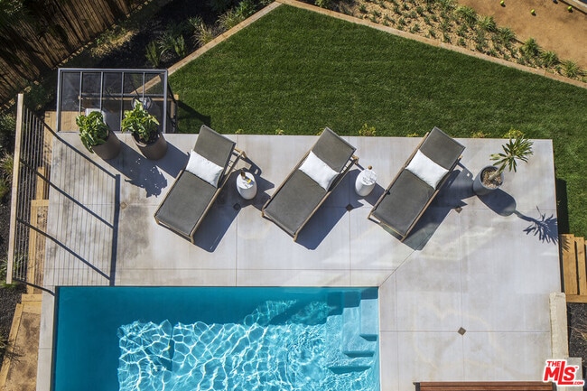 Photo - 2635 Hargrave Dr