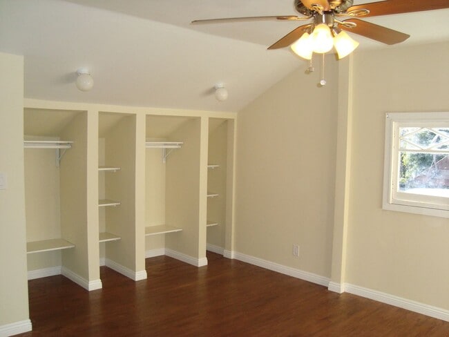 Photo - 1378-1380 W 30th Street Unit 1380 House