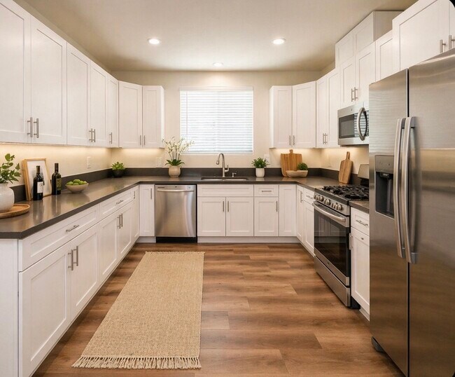 Photo - 22849 Macfarlane Dr