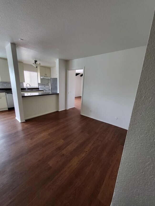 Photo - Central location and great price