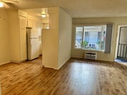 Photo - Aqua Vista Apartments