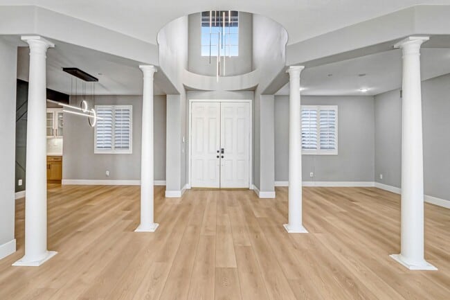 Photo - 4386 Bayhill Ln