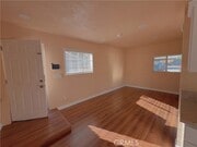 Photo - 1322 W 11th St