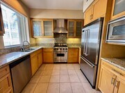 Photo - Luxury condo minutes from the beach...