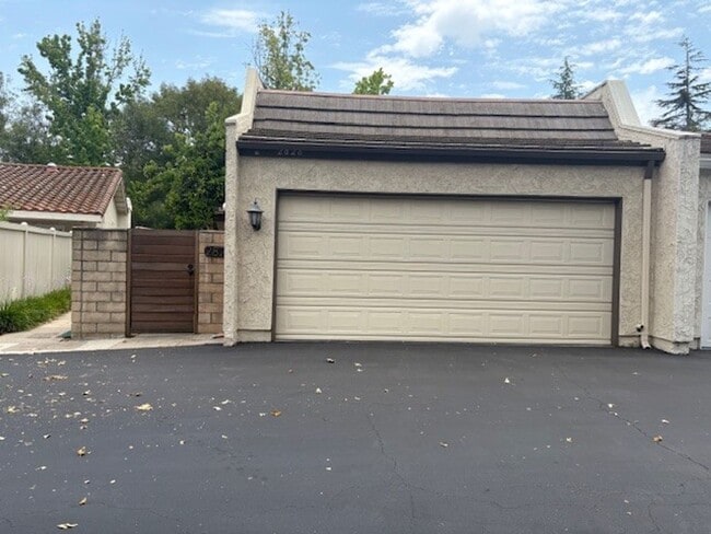 Tranquil Single-Story Townhome in Northshore - Tranquil Single-Story Townhome in Northshore