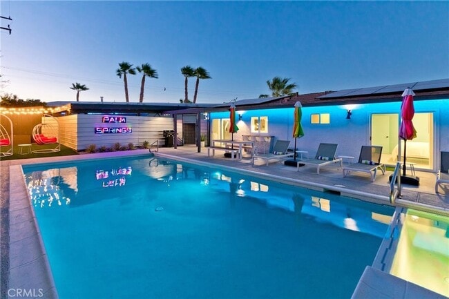 Photo - 2775 N Junipero Ave House