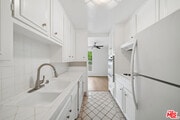 Photo - 1520 Hayworth Ave Unit 19