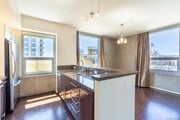 Photo - 321 Tenth Ave Condo Unit 608