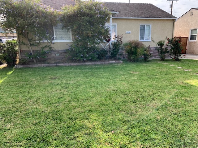 Photo - 8624 Lilienthal Ave