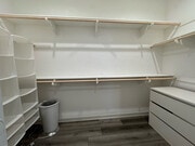 master walk in - 13031 Centre Dr