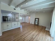 Photo - AVAILABLE NOW! Encino home w/all appliance...