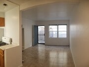 living room - 823 San Fernando Pl Unit B