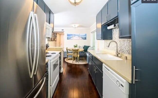 Photo - 2319 Curlew St