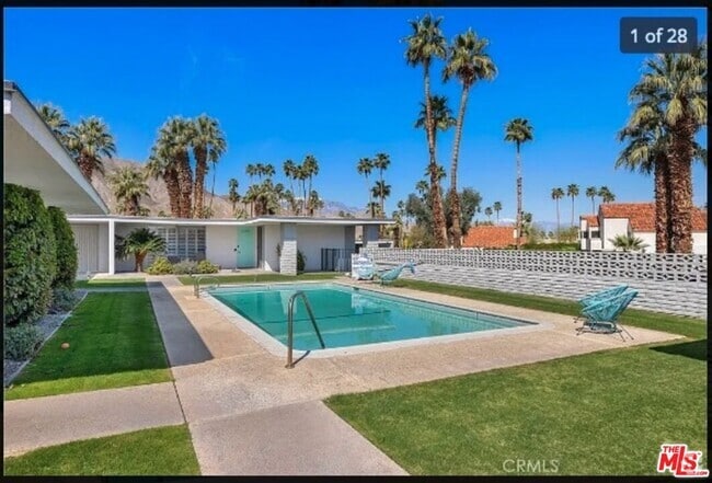 Building Photo - 73255 Shadow Mountain Dr Rental