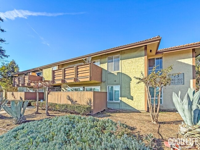 Building Photo - Charming 2-Bed/2-Bath Condo in Gated Forest Glen Community Unit 159