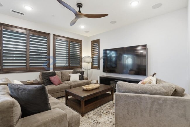 Photo - 1607 Jedediah Pl