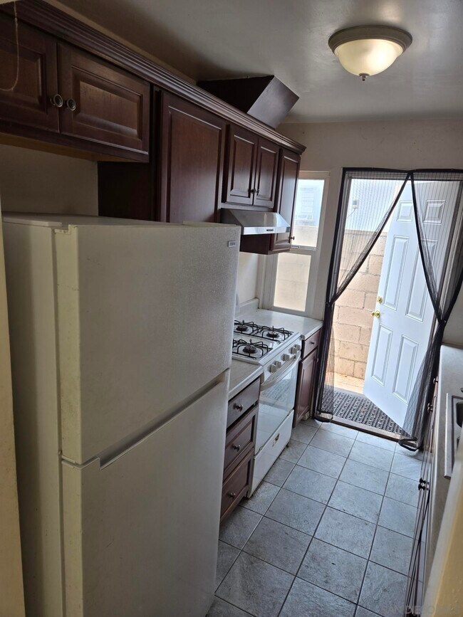 Photo - 727 48th St Condo