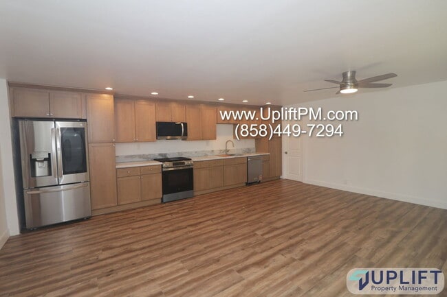 Building Photo - 1225 Capistrano Ave