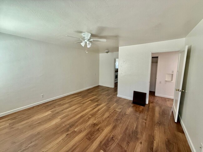 Photo - 1006 S Howard St