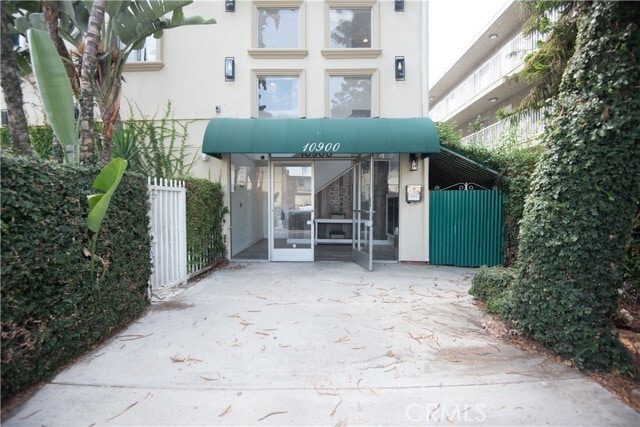 Photo - 10900 Blix St Unit 5