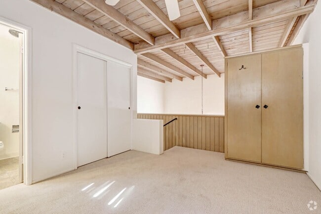 Building Photo - 9809 Tabor St Rental