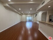 Photo - 15024 Magnolia Blvd Unit 102