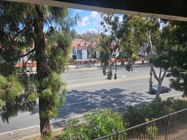 Photo - OPEN HOUSE MONDAY JULY 7TH 4-7PM