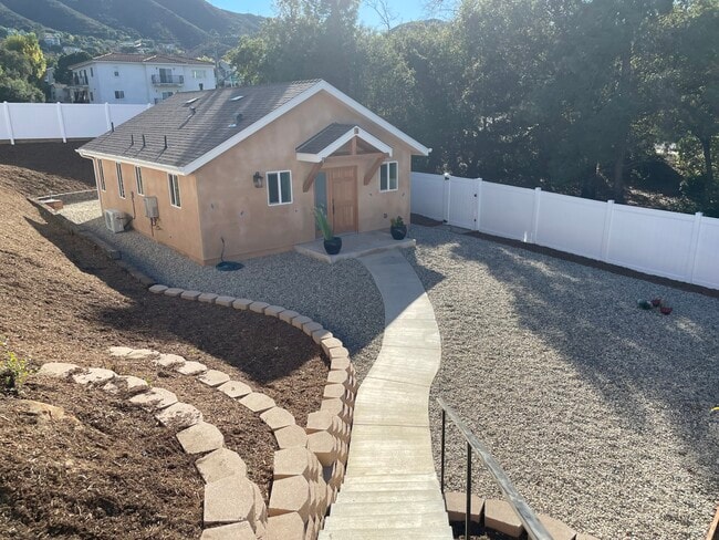 Building Photo - 926 Tupelo Wood Ct Unit B