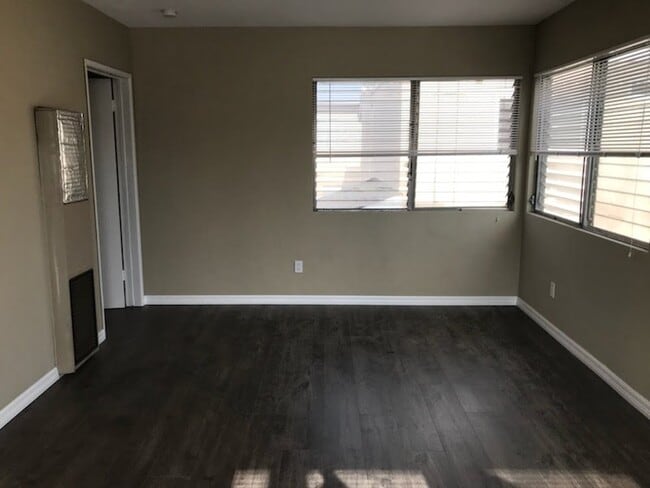 Photo - 3020 C St Townhome