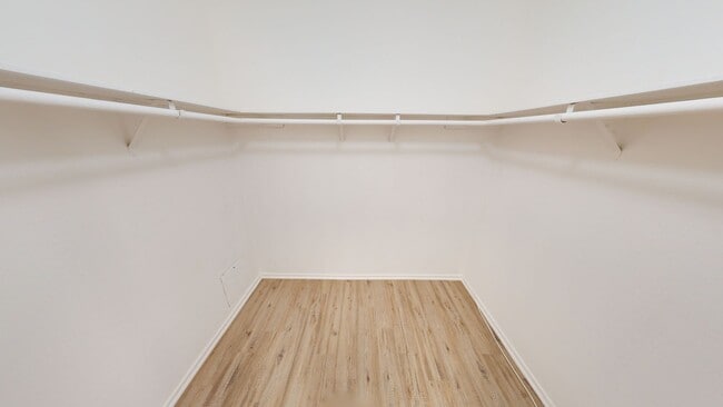 Photo - Royal Terrace Apartments