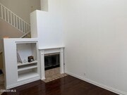 Photo - 580 Fenwick Way