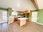 Photo - 16559 Manzanita St