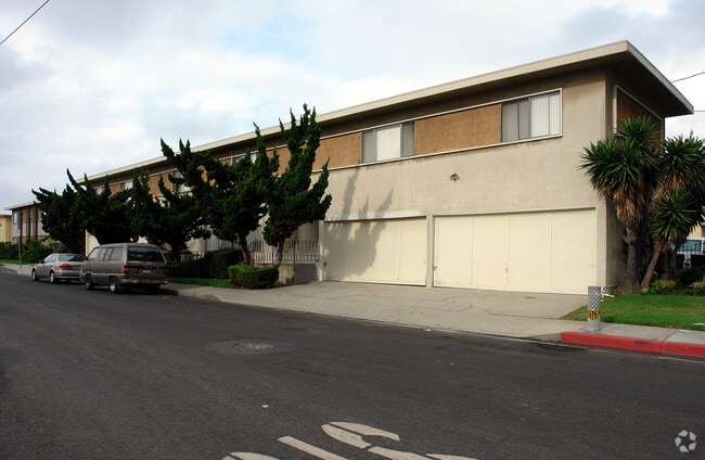 Building Photo - 11819 Eucalyptus Ave. Rental