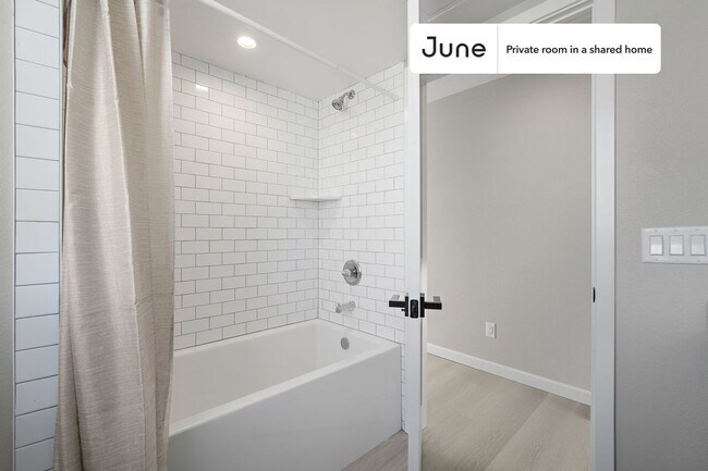 Photo - Room in Shared 5 bed/5 bath home Unit D