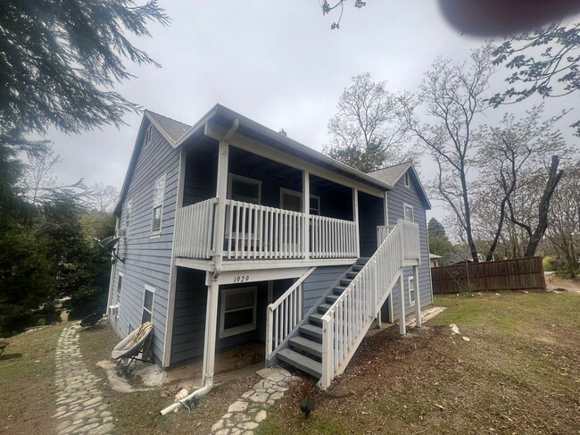 Building Photo - 1929 3rd St Rental