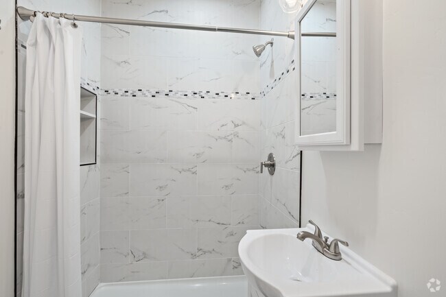 Bathroom - Studio - 500SF - Villa De Buenavista