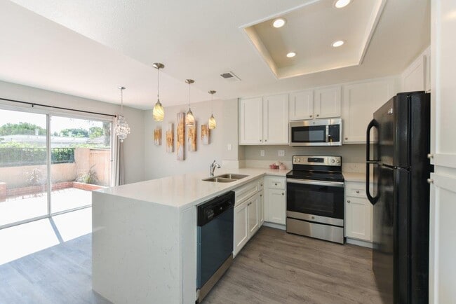 Photo - 355 Stanford Ct Townhome
