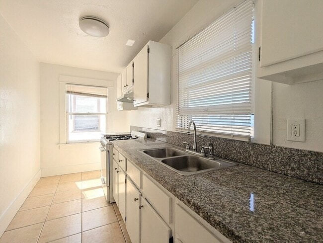 Photo - 419 N Virginia Ct