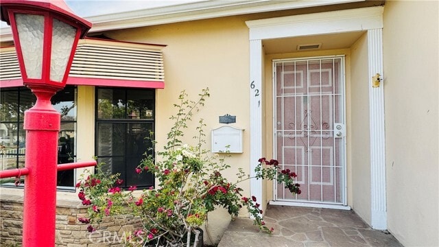 Photo - 621 N Almansor St House