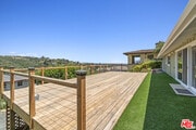 Photo - 1060 Palisair Pl House