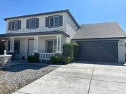 Photo - Spacious 5-bedroom, 3-bathroom home in Ade...
