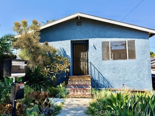 Building Photo - 964 W 2nd St