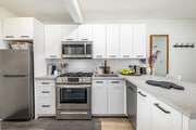 1BR, 1BA - 375SF - Kitchen - Santa Monica Palms